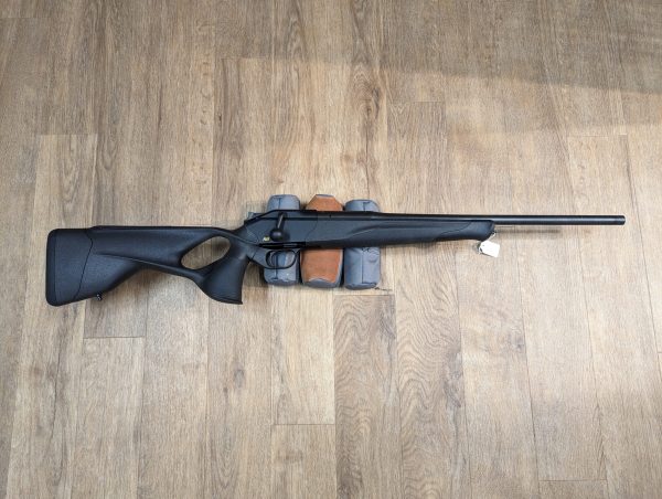 Blaser R8 Ultimate Adjustable Svart Höger 308w