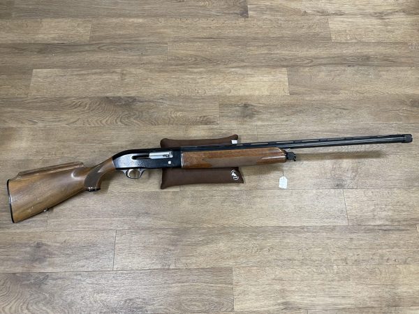 Beretta A302 Kaliber 12 Halvautomat